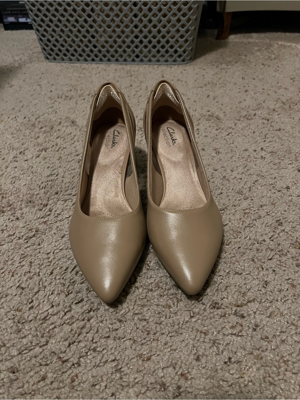 Clarks Kepley Cora Pump / Kitten Heels